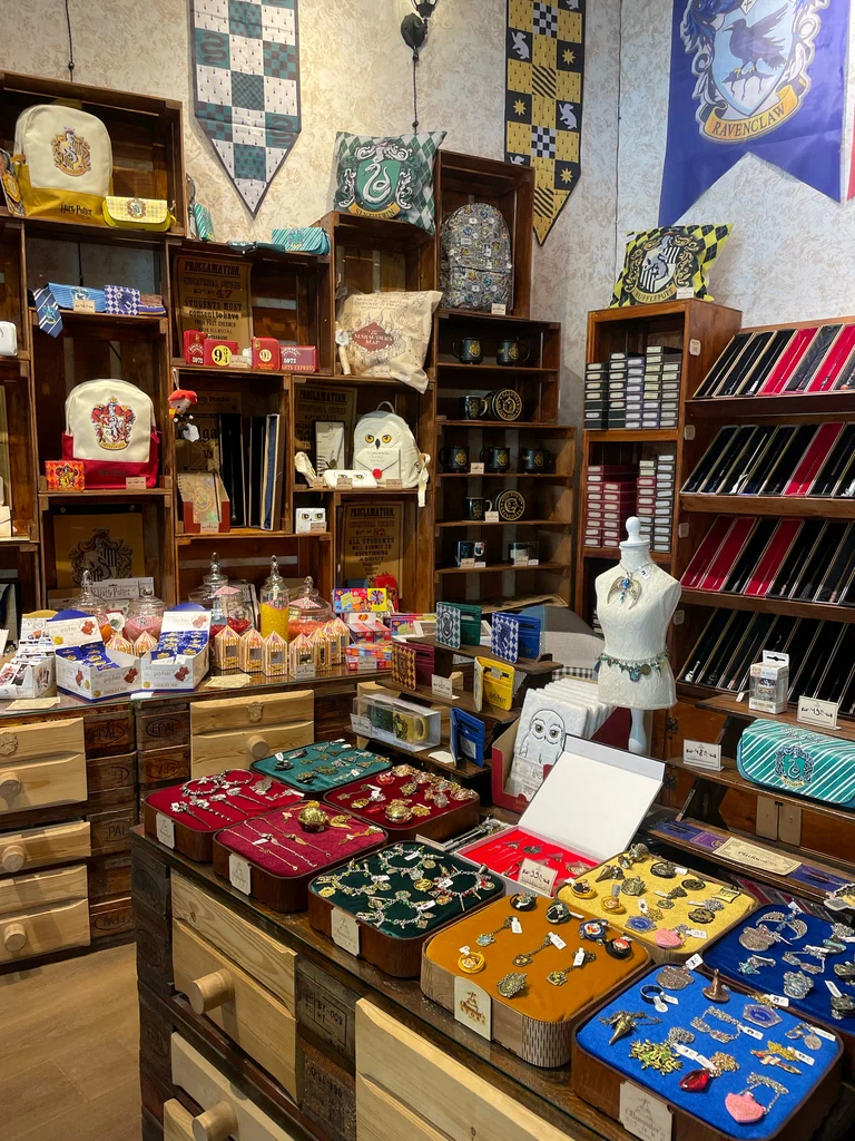 10 Creative Ways to Make Your Gift Store Stand Out from the Competition